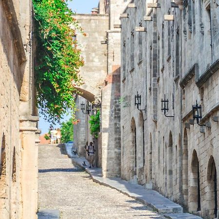 Colourful Aria Of The Medieval Town Rhodes City Exterior photo